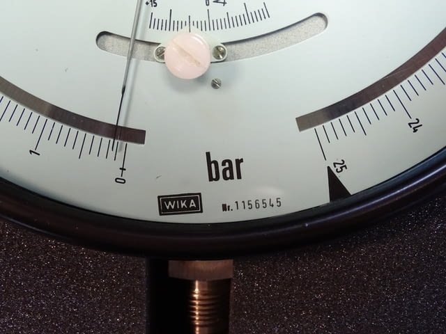 Образцов манометър WIKA 341.11.250 (0-25)Bar precision test pressure gauge - снимка 5