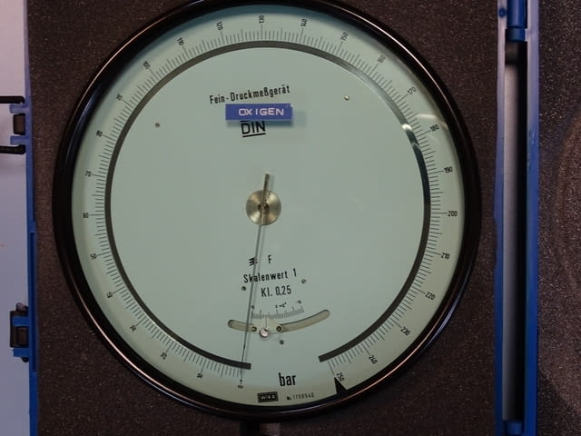 Образцов манометър WIKA 341.11.250 (0-250)Bar precision test pressure gauge - снимка 6