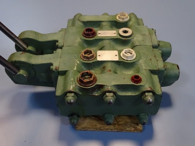 Хидравличен разпределител Orsta TGL 21527 Hydraulic valve 160Bar 40L/min - снимка 5