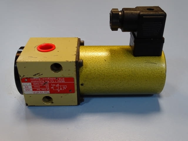 Хидравличен разпределител Muller+Co Typ 13.10.21 Hydraulic valve 24VDC - снимка 2