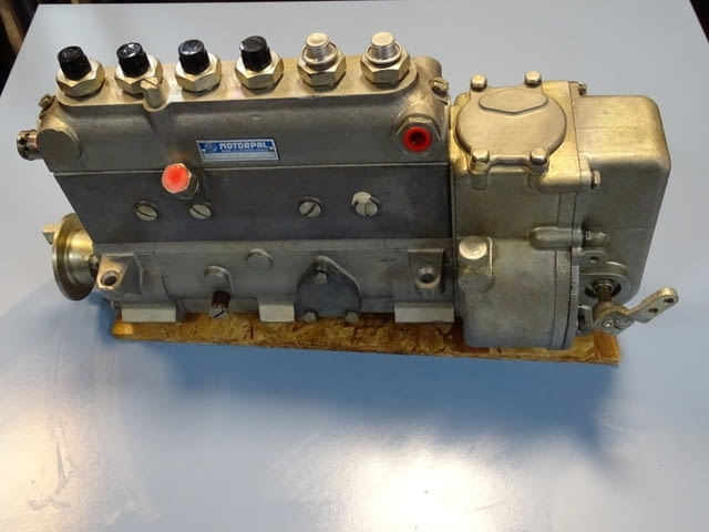 Горивно нагнетателна помпа MOTORPAL PV6B7P110g1658Ui Skoda/Liaz - снимка 1