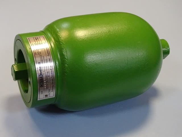 Хидроакумулатор Orsta Hydraulic 2.5/16 TGL 10843 Diaphragm Accumulator 160Bar 2.5L - снимка 2