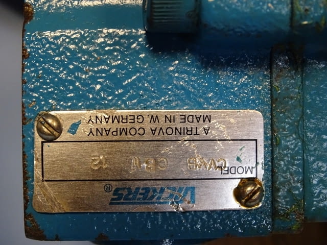 Хидравлична помпа Vickers VVB050R RW12 CBW12 Hydraulic variable vane pump 140Bar - снимка 7