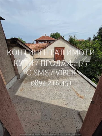 Код 63023. Двуетажна тухла/бетон къща 130м2 с голям двор 900м2, гараж и две големи селскостопански п - снимка 9