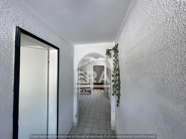 Двуетажна къща, с. Николово 2-етажна, Тухла, 216 м2 - село Николово | Къщи / Вили - снимка 10