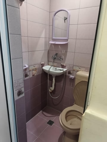 'ДИМОНА 10' ООД отдава напълно обзаведено студио в Централен южен район - снимка 5