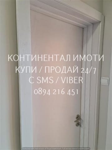 Код 63036. Просторен тристаен монолит 100м2. Състои се от Г- образен коридор, хол, кухня, две спални - снимка 6
