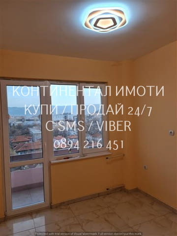 Код 63036. Просторен тристаен монолит 100м2. Състои се от Г- образен коридор, хол, кухня, две спални - снимка 8