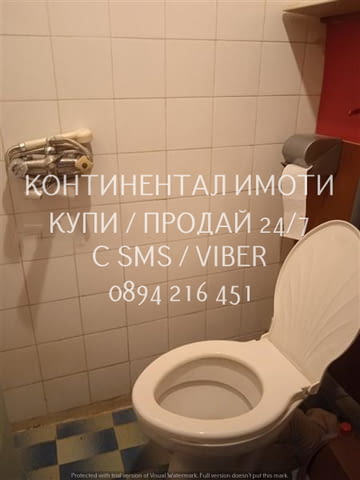 Код 63038. Тристаен маломерен панел 70м2, обзаведен, с южно изложение - топъл. Състои се от хол с ку - снимка 5