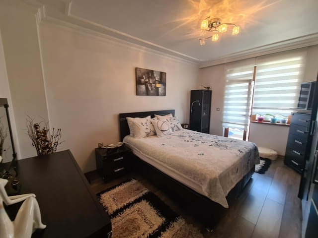 Луксозен Мезонет с Три Спални в кв. Любен Каравелов, Гр. Хасково - снимка 9