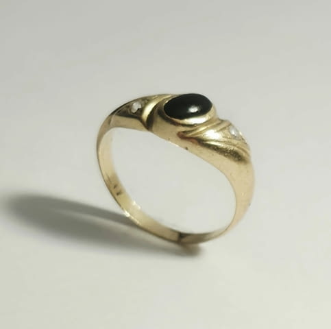 Златен пръстен - Грамаж: 2.31 гр. Злато, Гаранция - Не, Сертификат - Да - град Велико Търново | Пръстени - снимка 2