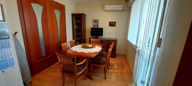 Луксозен тристаен апартамент с разширения в кв. Любен Каравелов, гр. Хасково - снимка 4