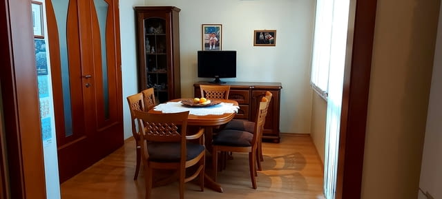 Луксозен тристаен апартамент с разширения в кв. Любен Каравелов, гр. Хасково - снимка 5