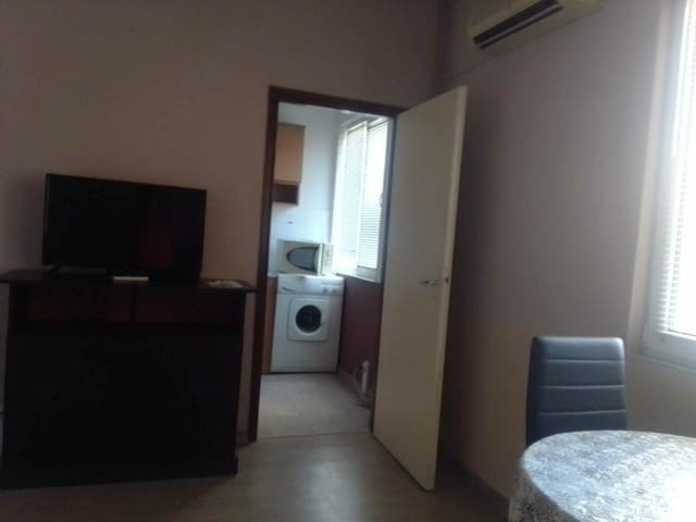 Давам под наем едностаен апартамент в Тракия 1-стаен, 40 м2, Панел - град Пловдив | Апартаменти - снимка 3