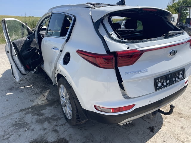 Kia Sportage 2.0 CRDI, engine D4HA, gearbox JMJQA4, 185 ph., 4x4, automatic, 80 000 km., 2018 euro - снимка 4