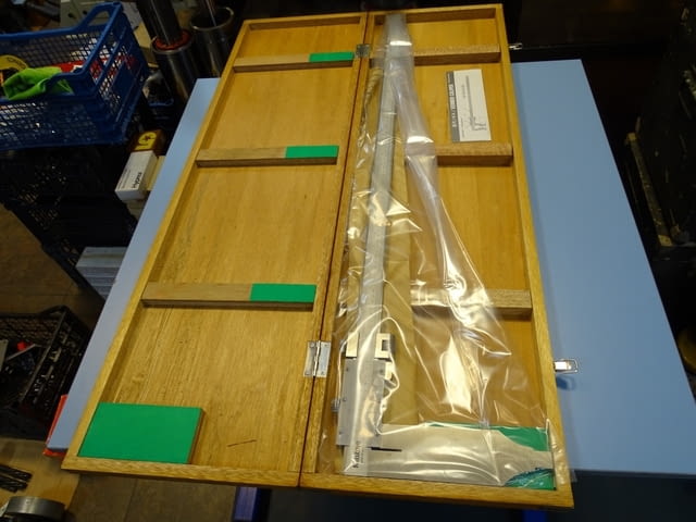 Шублер с удължени челюсти Mitutoyo 534-103 30L 0-750mm Vernier Caliper Long Jaw - снимка 8