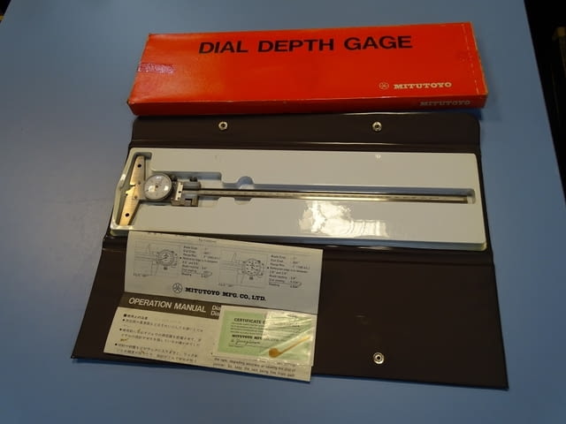 Шублер дълбокомер с индикаторен часовник Mitutoyo 527-303 DVD30 0-300mm Vernier Depth Gage - снимка 1