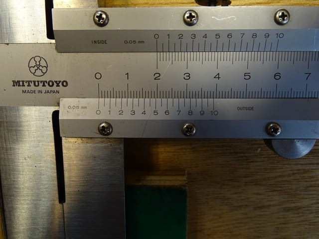 Шублер Mitutoyo 533-405 CN75 0-750mm 0.05mm Vernier Caliper със скосени върхове - снимка 5