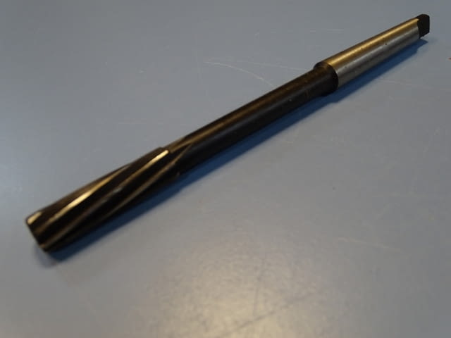 Райбер машинен с конусна опашка 11HSS7H MK1 B DIN 208HSS Ф11, град Пловдив - снимка 6