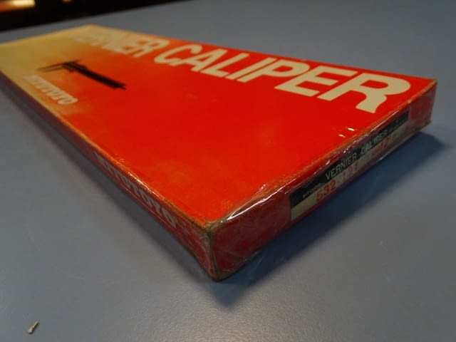 Шублер Mitutoyo 532-121 NM12"D 0-300mm Vernier Caliper, град Пловдив | Инструменти - снимка 8