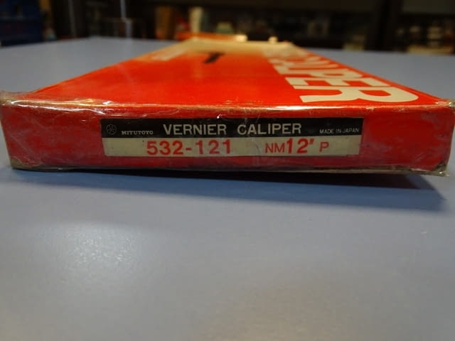 Шублер Mitutoyo 532-121 NM12"D 0-300mm Vernier Caliper, град Пловдив | Инструменти - снимка 9