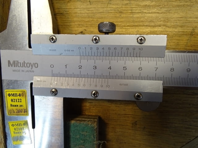Шублер Mitutoyo 533-404 CN50 Vernier Caliper със скосени върхове 0-500mm 0.05mm - снимка 2