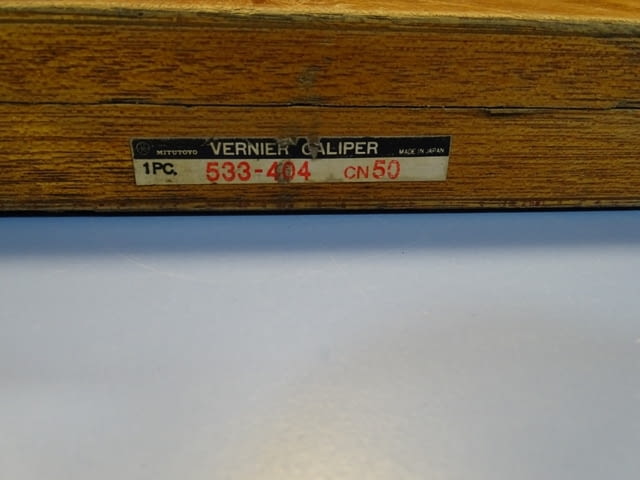 Шублер Mitutoyo 533-404 CN50 Vernier Caliper със скосени върхове 0-500mm 0.05mm - снимка 9