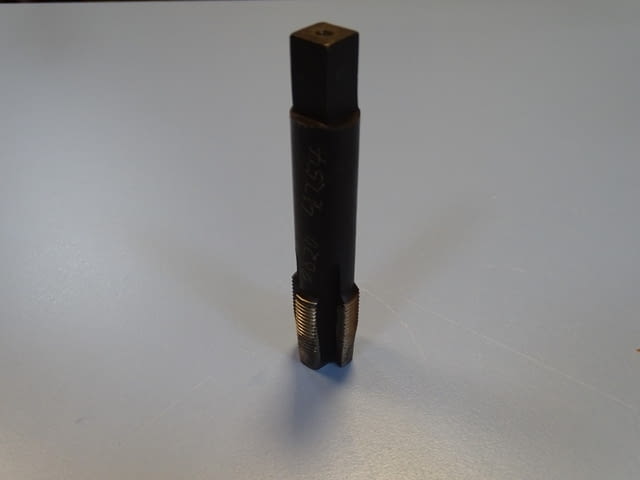 Метчик машинен комбиниран M22х1.5 HSS 6H български, град Пловдив | Инструменти - снимка 5