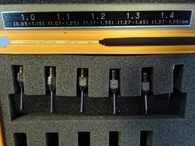 Вътромер 2-точков Mitutoyo 526-173 2-point Inside Measuring Instrument 0.95-1.55mm - снимка 4