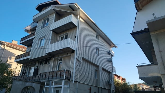 Доставка и монтаж на Канадски сайдинг в цялата страна, град Варна | Покриви / Саниране / Изолации - снимка 1