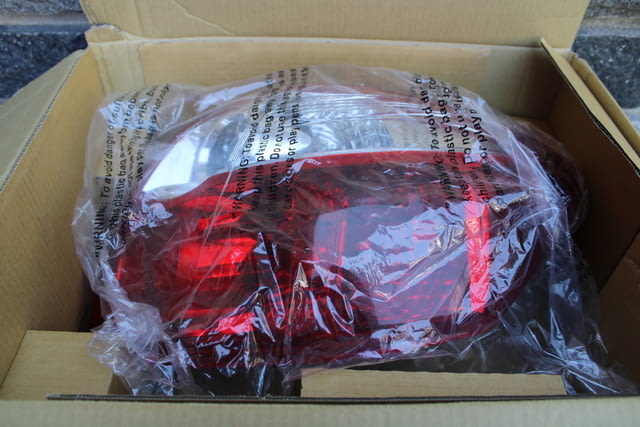 Десен Стоп - Toyota Auris 2010-2012 - НОВ Автомобили - град София | Резервни Части - снимка 5