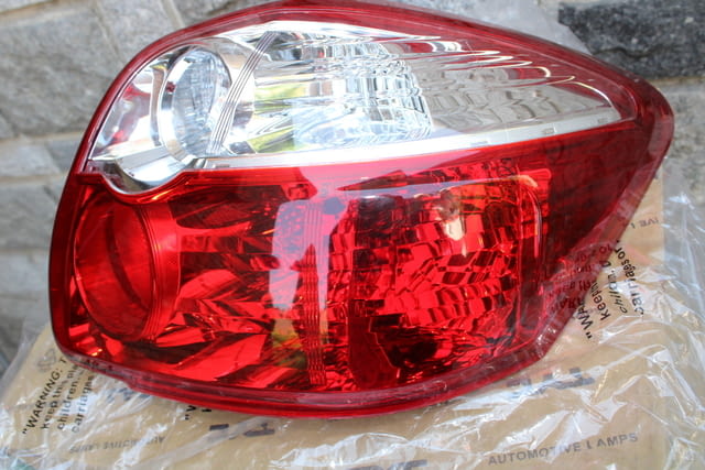 Десен Стоп - Toyota Auris 2010-2012 - НОВ Автомобили - град София | Резервни Части - снимка 6