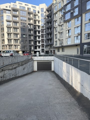 Мотори наем Полигона Guarded - No, Underground - Yes, 1+ cars - Yes - city of Sofia | Garage - снимка 2