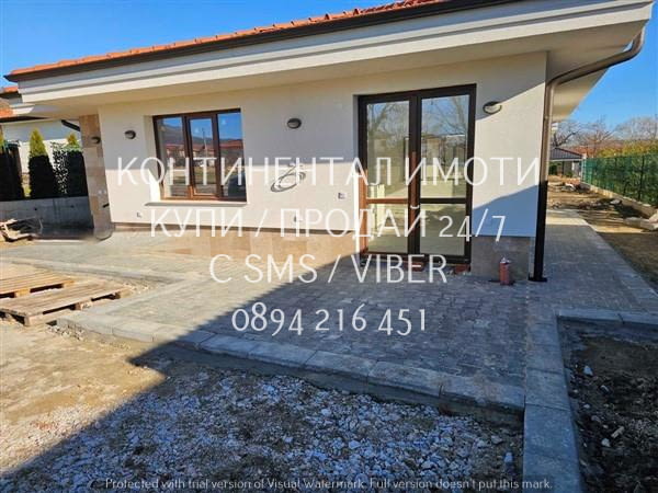 Код 63043. Едноетажна луксозен строеж къща 80м2 с двор 300м2. На шпакловка и замаска. В мнгого прият - снимка 2