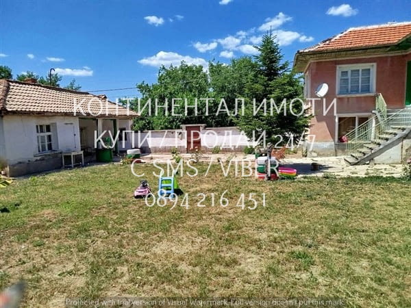 Код 63044. Двуетажна тухлена къща 120м2 с голям двор 2дка. Къщата е след сериозен ремонт, достъпът д - снимка 2