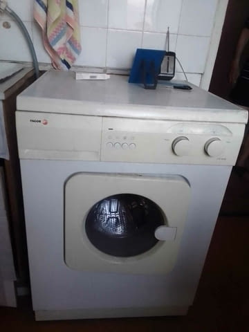 Продавам ГАРСОНИЕРА в гр.Пловдив кв.Въстанически, град Пловдив | Апартаменти - снимка 8