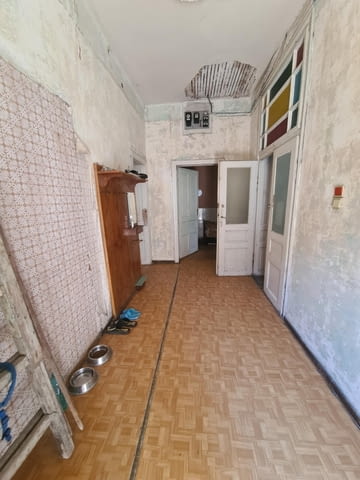 Етаж от Къща с Таван И Двор – Кв. Училищни, Гр. Хасково, city of Haskovo | Apartments - снимка 3