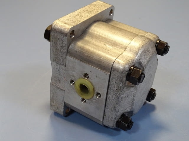 Хидравлична помпа "Хидравлика" C14X 175 Bar 1500 min-1 Hydraulic pump - снимка 3