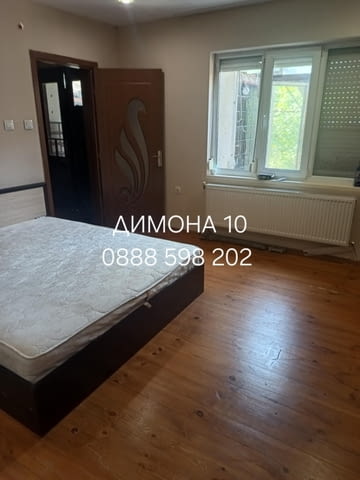 'ДИМОНА 10' ООД продава самостоятелна къща с двор 1-етажна, Тухла, 75 м2 - град Русе | Къщи / Вили - снимка 8