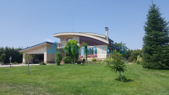 Луксозна къща в с. Стамболийски, община Хасково, село Стамболийски | Къщи / Вили - снимка 3