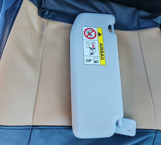 Продавам оригинални части за Citroen C4 Cactus, град Добрич | Автомобили / Джипове - снимка 1