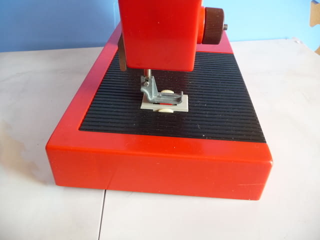 Колекционерска шевна машина Piko Juanita детска гоц шиене, град Радомир | Образователни / Занимателни - снимка 6