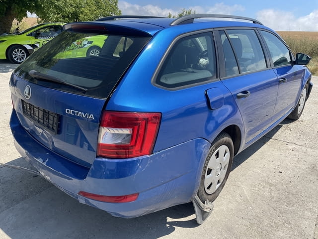 Skoda Octavia 1.6 TDI, двигател CLHA, ск. Кутия MWW, 105 кс., 5 ск., 2016 г., 126 000 km, Шкода Окта - снимка 3