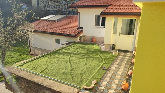 Стаи за гости в Старозагорски бани, село Старозагорски бани | Квартири / Нощувки - снимка 2