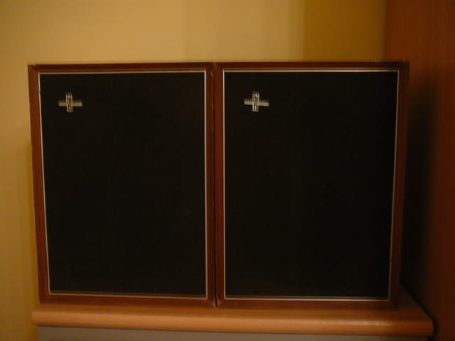 Philips 22rh493 - град Пазарджик | Ресийвъри / Усилватели - снимка 1