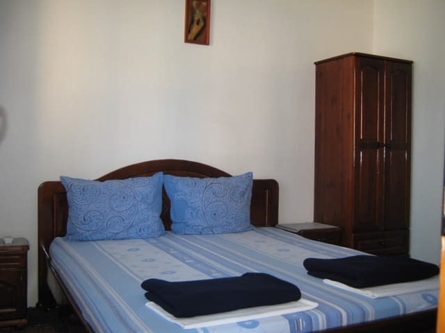 Квартири за почиващи и персонал в Равда Друго, Интернет, Климатик, Паркинг, Кабелна телевизия - село Равда | Почивка на Море - снимка 1