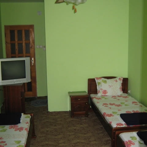 Квартири за почиващи и персонал в Равда Друго, Интернет, Климатик, Паркинг, Кабелна телевизия - село Равда | Почивка на Море - снимка 2