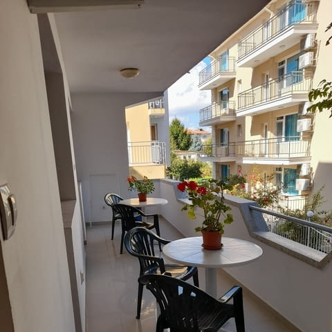 Квартири за почиващи и персонал в Равда Друго, Интернет, Климатик, Паркинг, Кабелна телевизия - село Равда | Почивка на Море - снимка 4