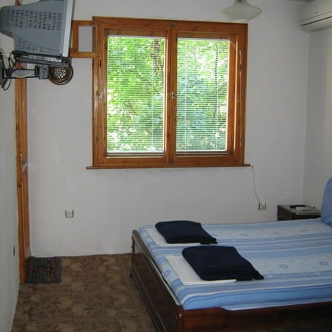 Квартири за почиващи и персонал в Равда Друго, Интернет, Климатик, Паркинг, Кабелна телевизия - село Равда | Почивка на Море - снимка 5