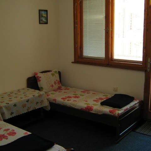 Квартири за почиващи и персонал в Равда Друго, Интернет, Климатик, Паркинг, Кабелна телевизия - село Равда | Почивка на Море - снимка 8